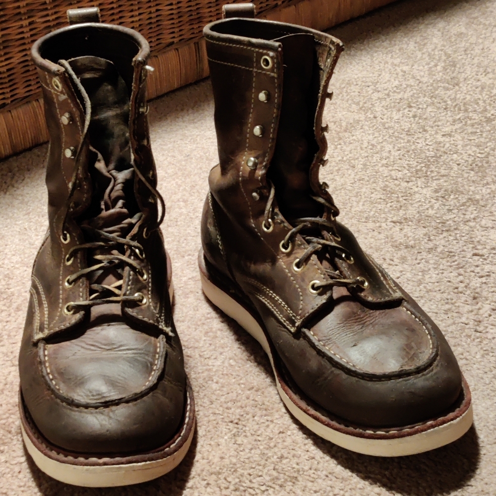 Men's White's Boots 9.5D(Soft Toe)